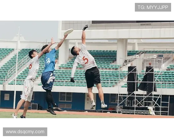 成都飞盘队在极限运动联赛中的实力展现与战术分析